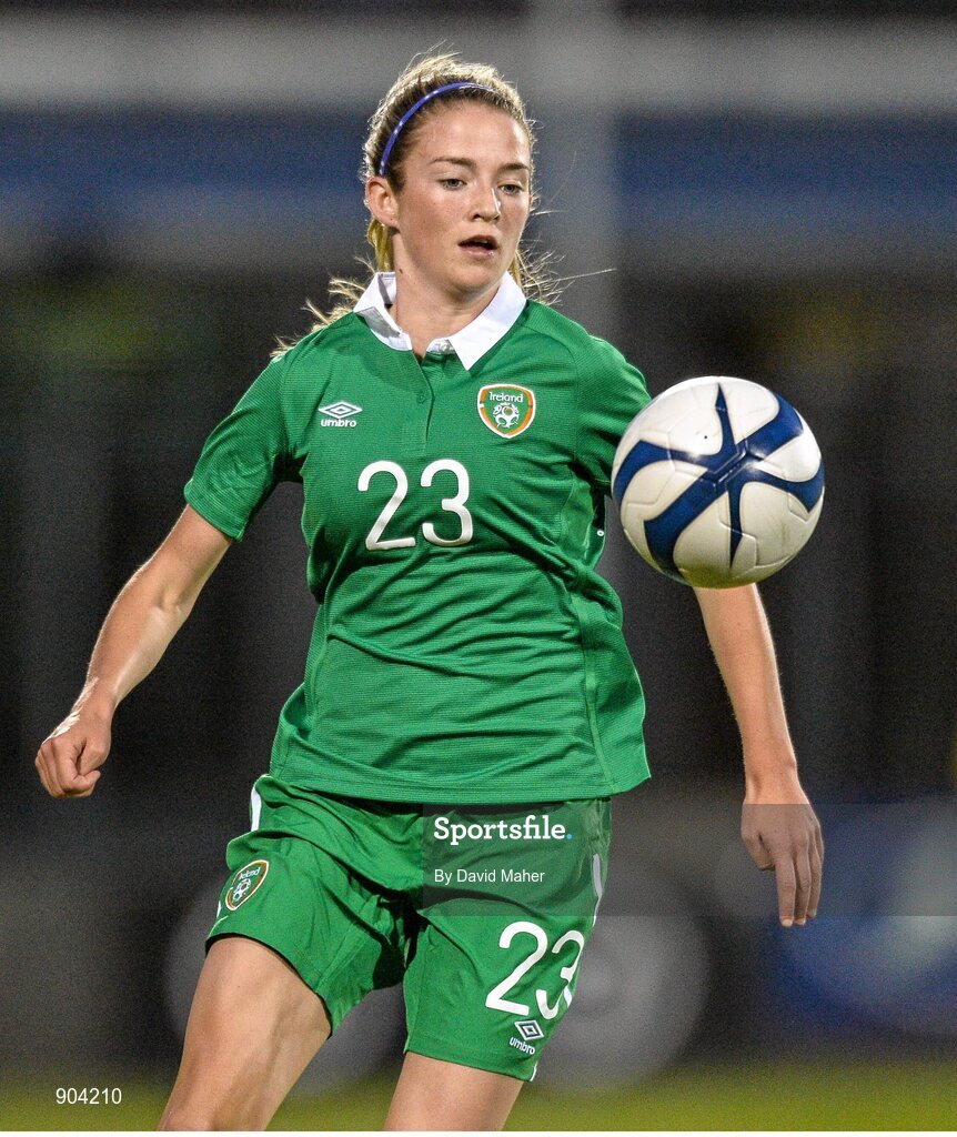 20 August 2014; Siobhan Killeen, Republic of Ireland. FIFA Women's World Cup Qualifier, Group 1, Republic of Ireland v Slovenia. Tallaght Stadium, Tallaght, Co. Dublin. Picture credit: David Maher / SPORTSFILE