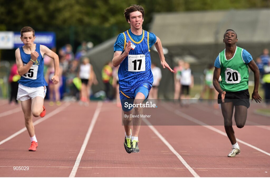 24 August 2014; Ben Mooney, Little Bray, Co.Wicklow, centre, with Cian Nolan, Kenagh, Co.Longford, left, and Tony Mambouana, Regional, Co.Limerick, in action during the semi Final of the Boys U.14 100 metres. HSE Community Games August Festival 2014, Athlone Institute of Technology, Athlone, Co. Westmeath.  Picture credit: David Maher / SPORTSFILE