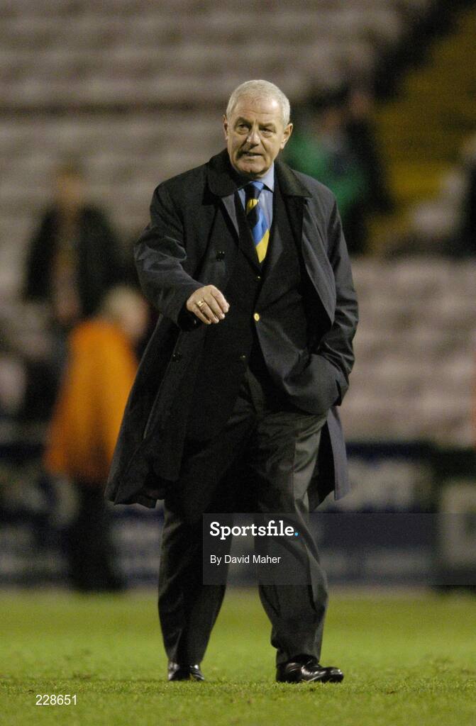 14 November 2006; Walter Smith, Scotland 'B' team manager. 'B' International, Republic of Ireland 'B' v Scotland 'B', Dalymount Park, Dublin. Picture credit: David Maher / SPORTSFILE