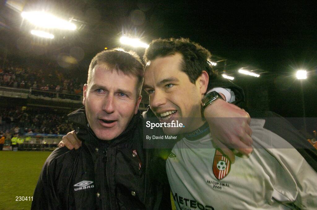 3 December 2006; Derry City manager Stephen Kenny, left, with goalkeeper David Forde, celebrate at the end of the game. FAI Carlsberg Senior Challenge Cup Final, Derry City v St Patrick's Athletic, Lansdowne Road, Dublin. Picture credit: David Maher / SPORTSFILE