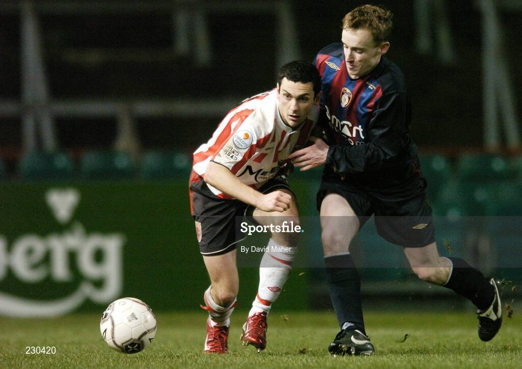 3 December 2006; Mark Farren, Derry City, in action against Stephen Quigley, St Patrick's Athletic. FAI Carlsberg Senior Challenge Cup Final, Derry City v St Patrick's Athletic, Lansdowne Road, Dublin. Picture credit: David Maher / SPORTSFILE