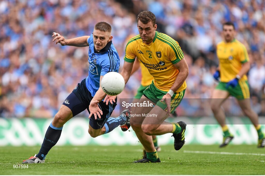 31 August 2014; Eoghan O'Gara, Dublin, in action against Eamonn McGee, Donegal. GAA Football All Ireland Senior Championship, Semi-Final, Dublin v Donegal, Croke Park, Dublin. Picture credit: Stephen McCarthy / SPORTSFILE