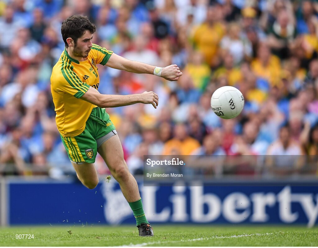 31 August 2014; Ryan McHugh, Donegal, scores his and his side's second goal of the game. GAA Football All Ireland Senior Championship, Semi-Final, Dublin v Donegal, Croke Park, Dublin. Picture credit: Brendan Moran / SPORTSFILE