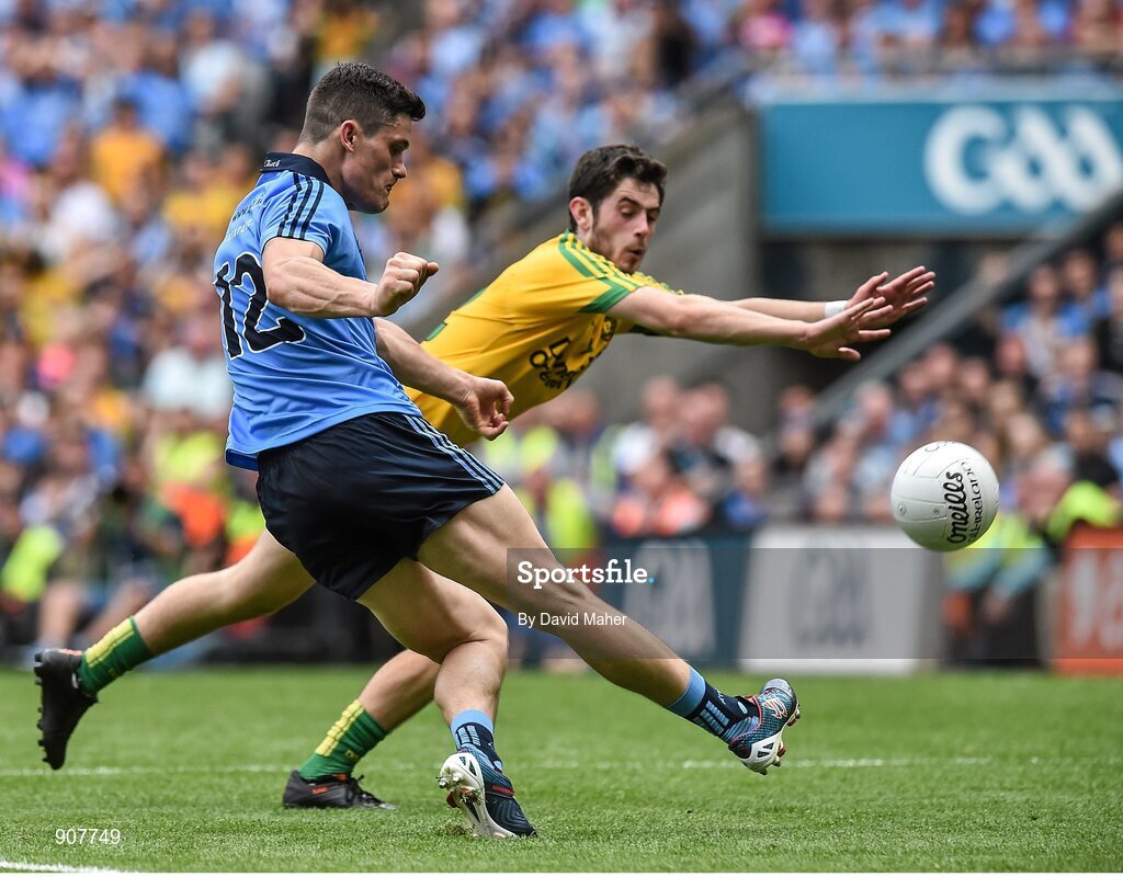 31 August 2014; Diarmuid Connolly, Dublin, in action against Ryan McHugh, Donegal. GAA Football All Ireland Senior Championship, Semi-Final, Dublin v Donegal, Croke Park, Dublin. Picture credit: David Maher / SPORTSFILE