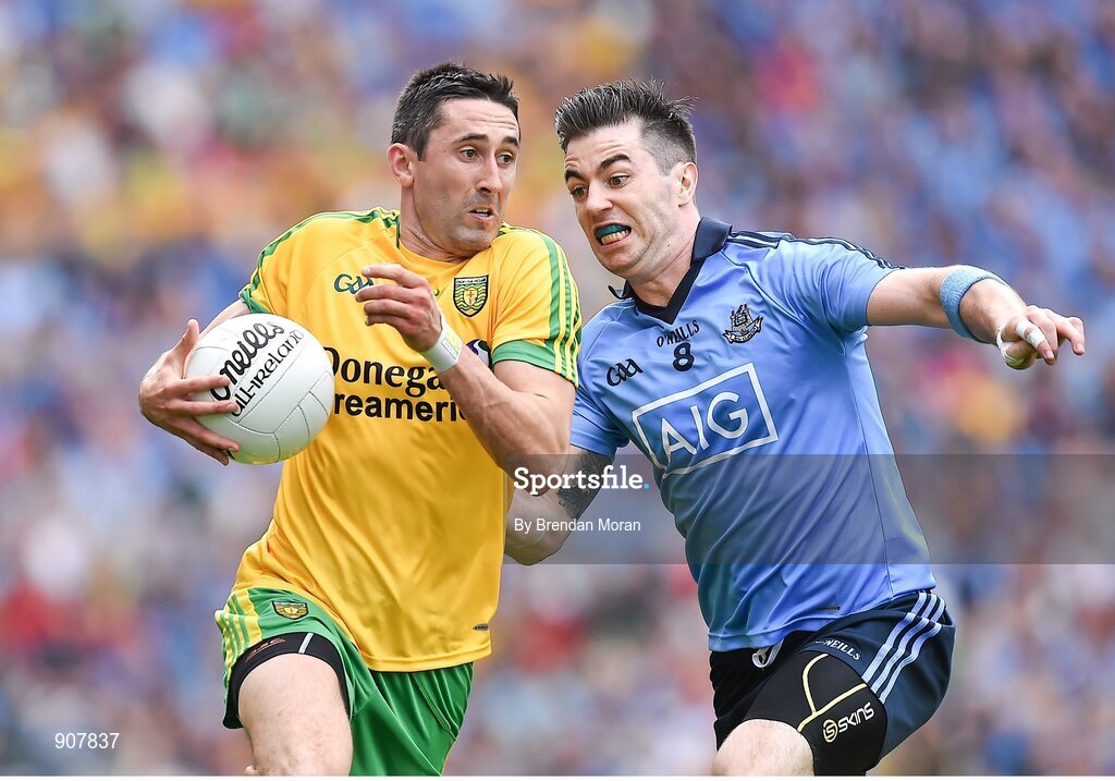 31 August 2014; Rory Kavanagh, Donegal, in action against Michael Darragh Macauley, Dublin. GAA Football All Ireland Senior Championship, Semi-Final, Dublin v Donegal, Croke Park, Dublin. Picture credit: Brendan Moran / SPORTSFILE