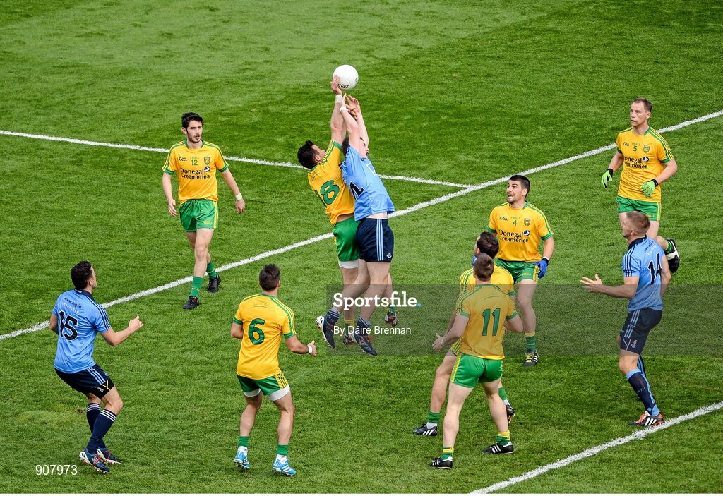 31 August 2014; Jack McCaffrey, Dublin, in action against David Walsh, Donegal. GAA Football All Ireland Senior Championship, Semi-Final, Dublin v Donegal, Croke Park, Dublin. Picture credit: Dáire Brennan / SPORTSFILE