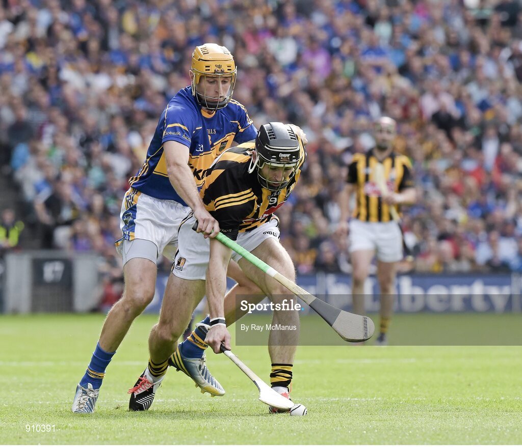 7 September 2014; Conor Fogarty, Kilkenny, in action against Shane McGrath, Tipperary. GAA Hurling All Ireland Senior Championship Final, Kilkenny v Tipperary. Croke Park, Dublin. Picture credit: Ray McManus / SPORTSFILE