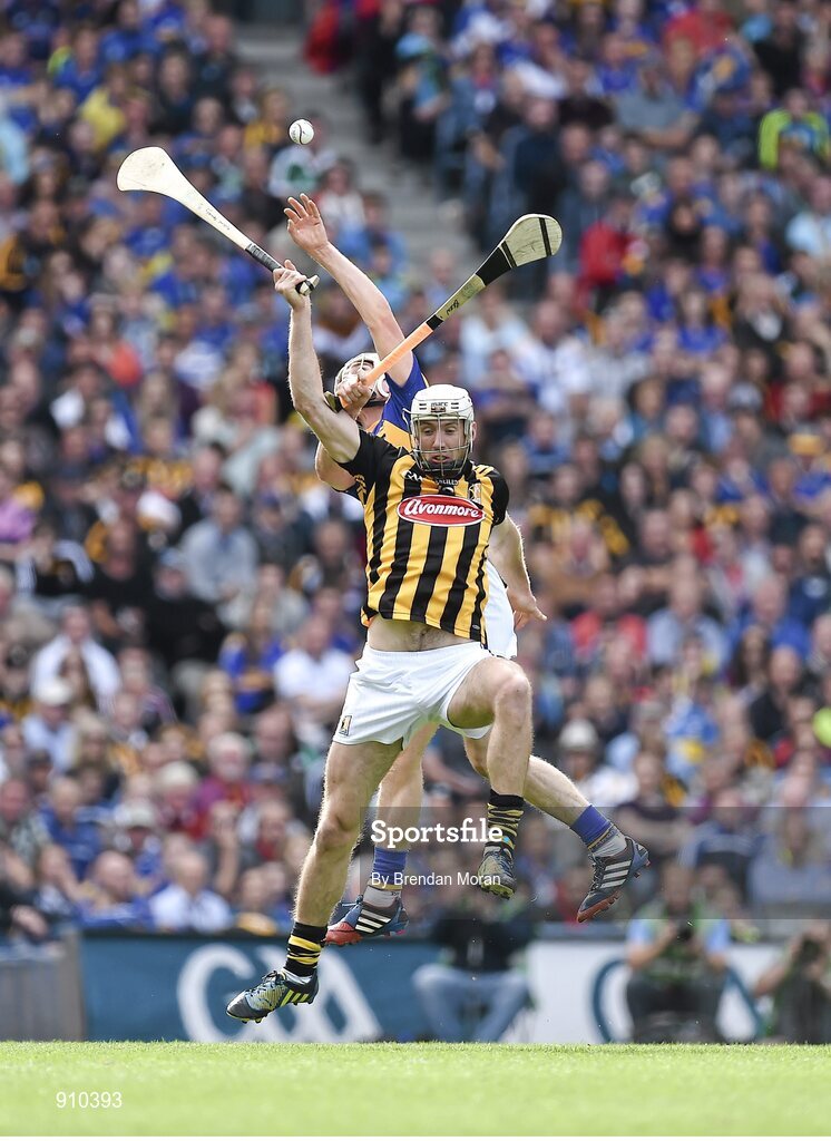7 September 2014; Brendan Maher, Tipperary, in action against Michael Fennelly, Kilkenny. GAA Hurling All Ireland Senior Championship Final, Kilkenny v Tipperary. Croke Park, Dublin. Picture credit: Brendan Moran / SPORTSFILE