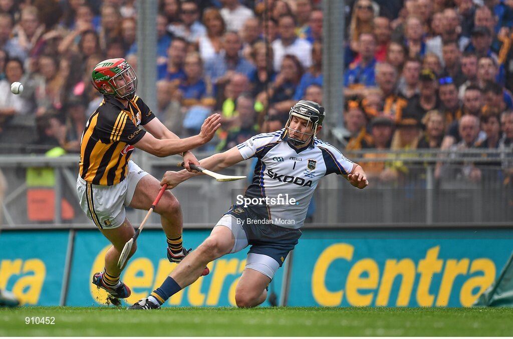 7 September 2014; Eoin Larkin, Kilkenny, clashes with Tipperary goalkeeper Darren Gleeson. GAA Hurling All Ireland Senior Championship Final, Kilkenny v Tipperary. Croke Park, Dublin. Picture credit: Brendan Moran / SPORTSFILE