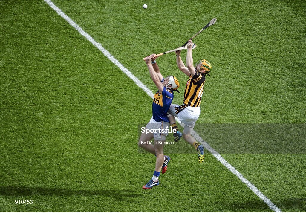 7 September 2014; Pádraic Maher, Tipperary, in action against Richie Power, Kilkenny. GAA Hurling All Ireland Senior Championship Final, Kilkenny v Tipperary. Croke Park, Dublin. Picture credit: Dáire Brennan / SPORTSFILE