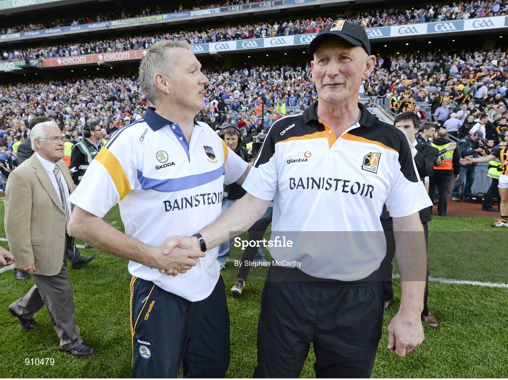 7 September 2014; Tipperary manager Eamon O'Shea, left, shakes hands with Kilkenny manager Brian Cody after the game. GAA Hurling All Ireland Senior Championship Final, Kilkenny v Tipperary. Croke Park, Dublin. Picture credit: Stephen McCarthy / SPORTSFILE