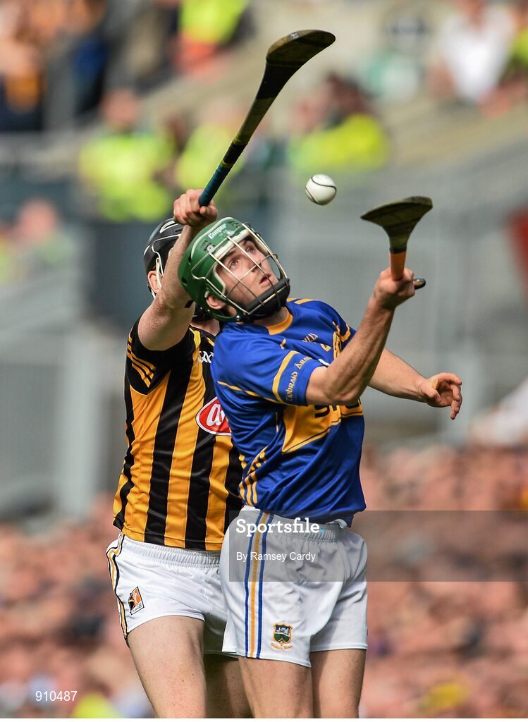 7 September 2014; Cathal Barrett, Tipperary, in action against Walter Walsh, Kilkenny. GAA Hurling All Ireland Senior Championship Final, Kilkenny v Tipperary. Croke Park, Dublin. Picture credit: Ramsey Cardy / SPORTSFILE
