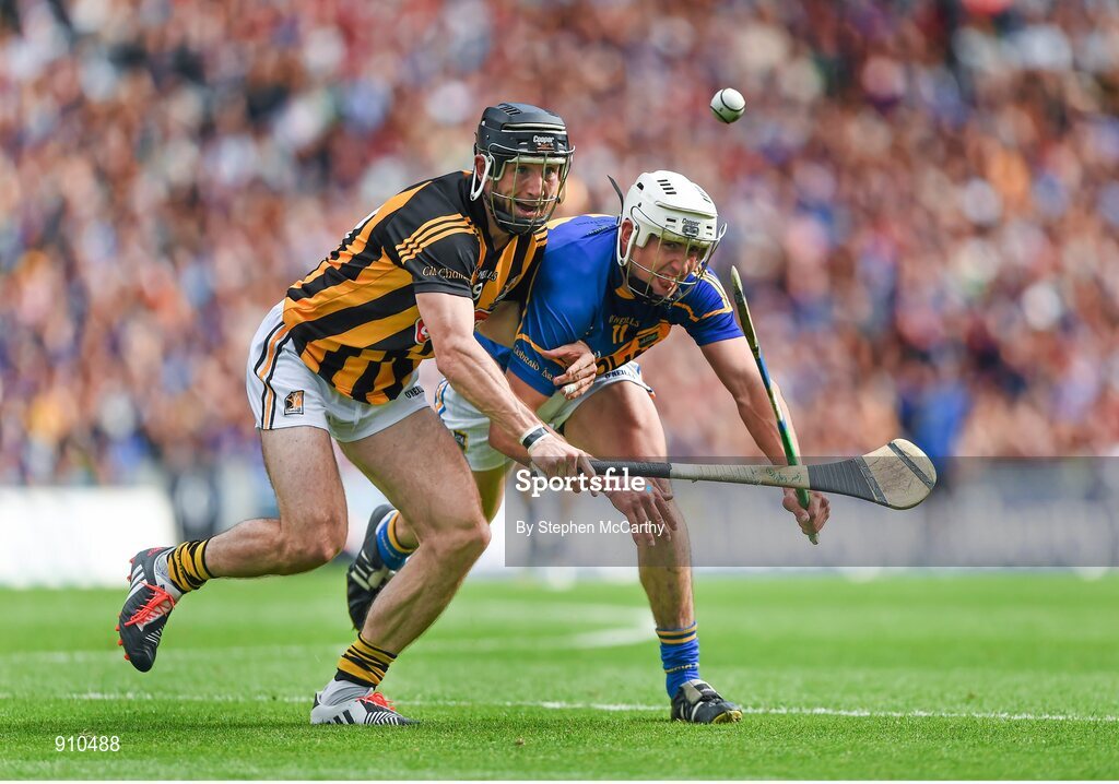 7 September 2014; Patrick Maher, Tipperary, in action against Conor Fogarty, Kilkenny. GAA Hurling All Ireland Senior Championship Final, Kilkenny v Tipperary. Croke Park, Dublin. Picture credit: Stephen McCarthy / SPORTSFILE