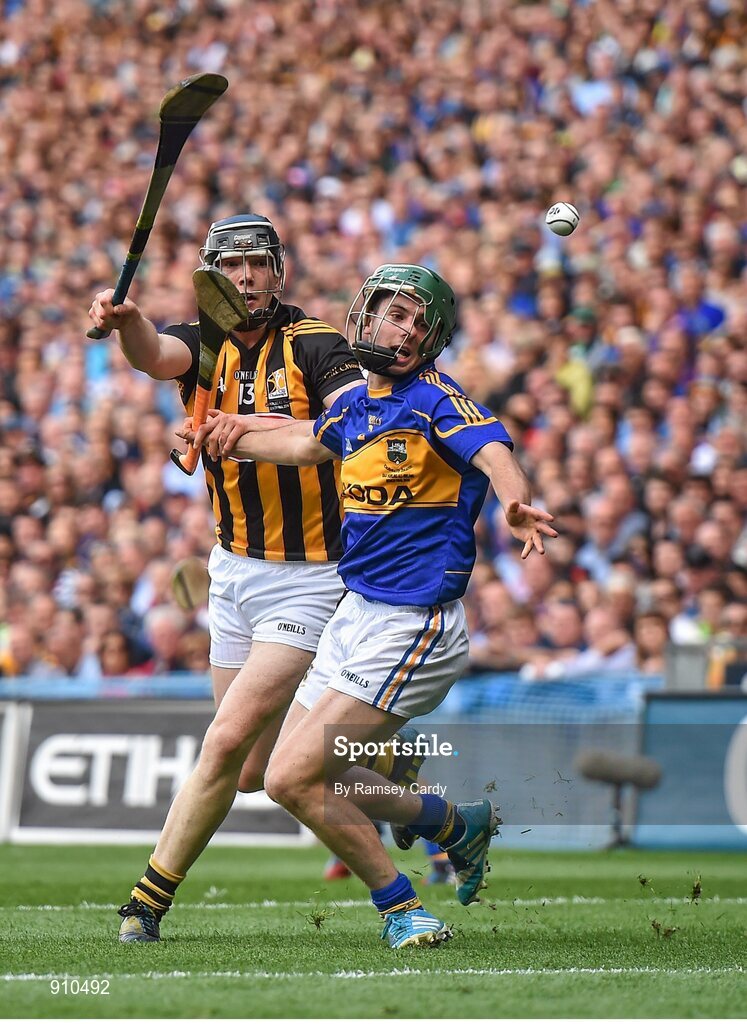 7 September 2014; Cathal Barrett, Tipperary, in action against Walter Walsh, Kilkenny. GAA Hurling All Ireland Senior Championship Final, Kilkenny v Tipperary. Croke Park, Dublin. Picture credit: Ramsey Cardy / SPORTSFILE