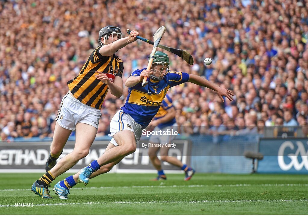 7 September 2014; Cathal Barrett, Tipperary, in action against Walter Walsh, Kilkenny. GAA Hurling All Ireland Senior Championship Final, Kilkenny v Tipperary. Croke Park, Dublin. Picture credit: Ramsey Cardy / SPORTSFILE