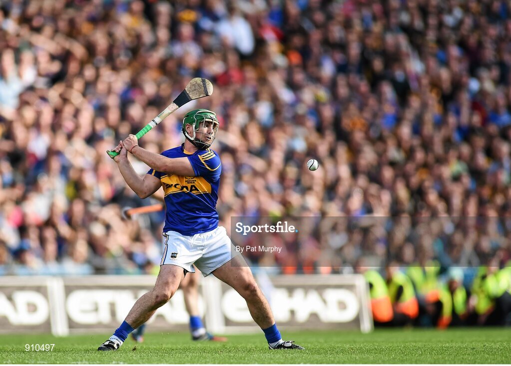 7 September 2014; John O'Dwyer, Tipperary, takes a last minute. After consulting Hawkeye the free was adjudged to be wide and the game ended in a draw. GAA Hurling All Ireland Senior Championship Final, Kilkenny v Tipperary. Croke Park, Dublin. Picture credit: Pat Murphy / SPORTSFILE