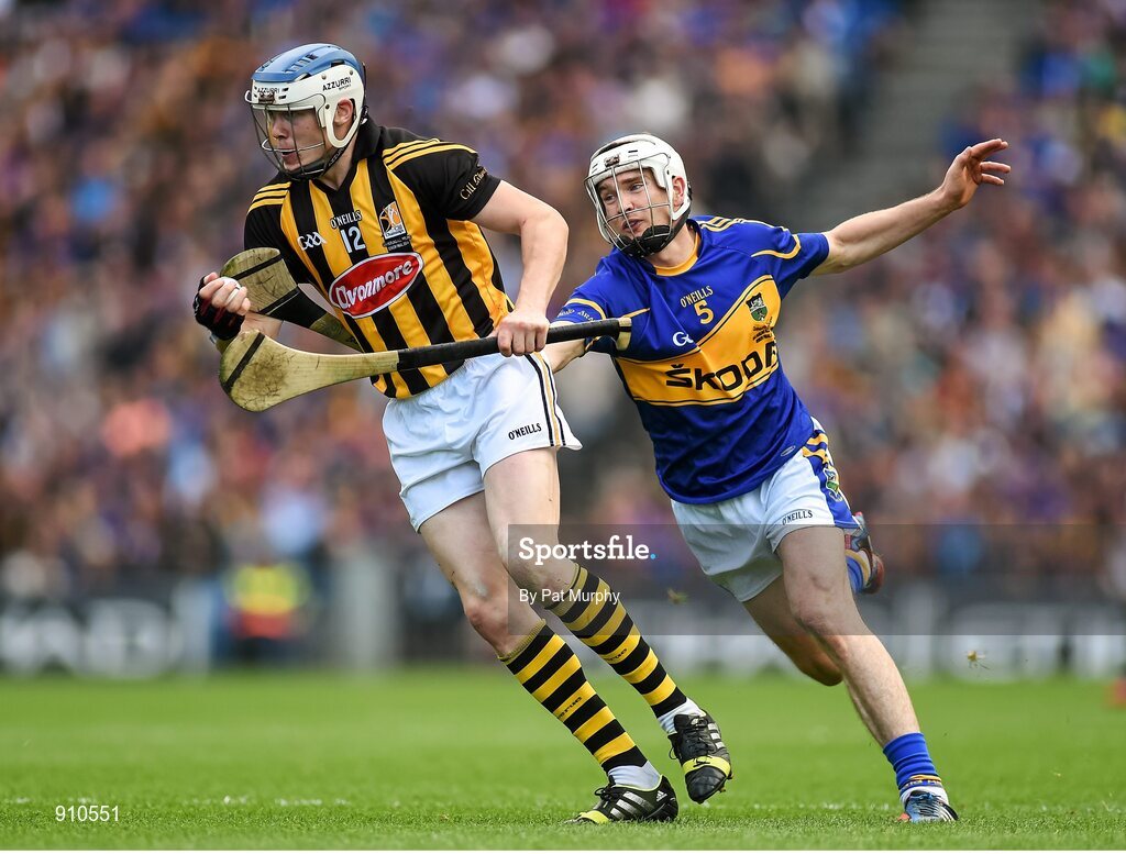 7 September 2014; TJ Reid, Kilkenny, in action against Brendan Maher, Tipperary. GAA Hurling All Ireland Senior Championship Final, Kilkenny v Tipperary. Croke Park, Dublin. Picture credit: Pat Murphy / SPORTSFILE