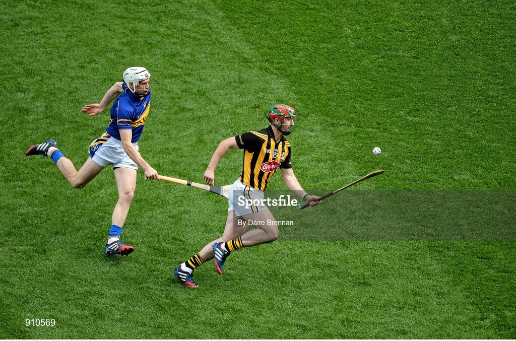 7 September 2014; Eoin Larkin, Kilkenny, in action against Brendan Maher, Tipperary. GAA Hurling All Ireland Senior Championship Final, Kilkenny v Tipperary. Croke Park, Dublin. Picture credit: Dáire Brennan / SPORTSFILE