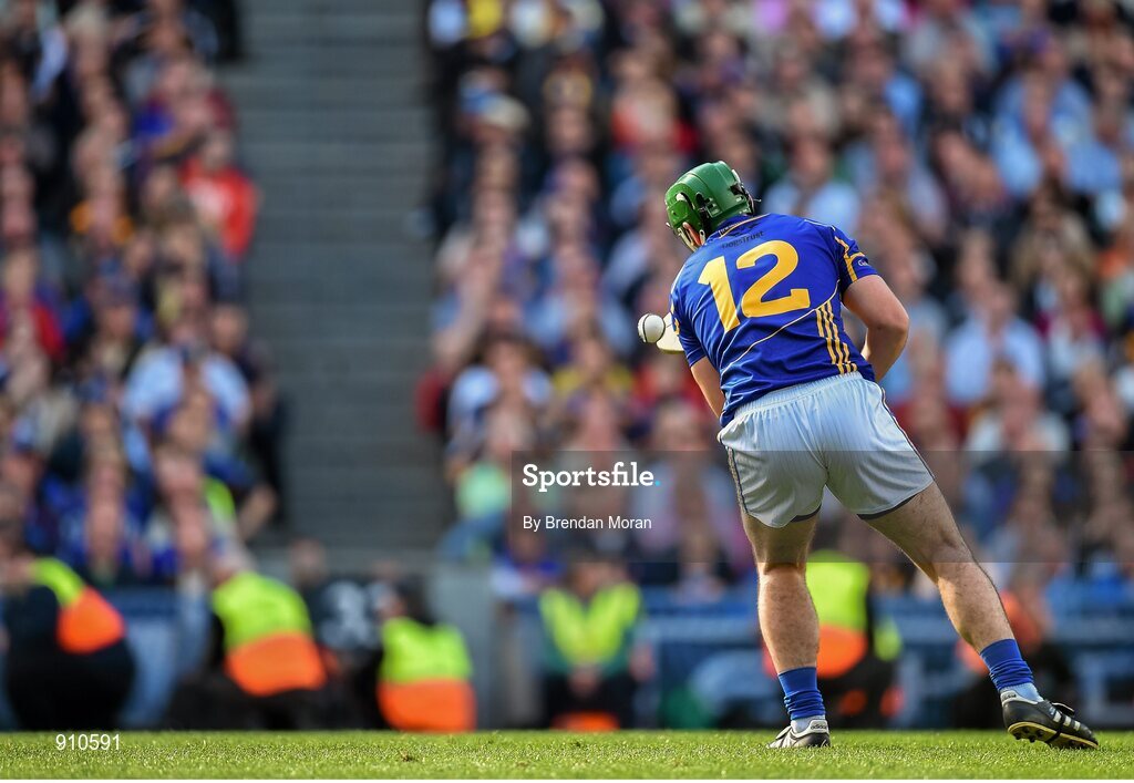7 September 2014; John O'Dwyer, Tipperary, takes the last free of the game. GAA Hurling All Ireland Senior Championship Final, Kilkenny v Tipperary. Croke Park, Dublin. Picture credit: Brendan Moran / SPORTSFILE