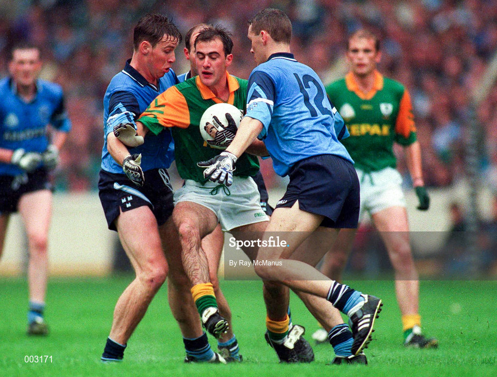 28 July 1996; Paddy Reynolds of Meath is tackled by Paul Bealin and Ciaran Whelan of Dublin during the Leinster Senior Football Championship Final between Dublin and Meath in Croke Park, Dublin. Photo by Ray McManus/Sportsfile