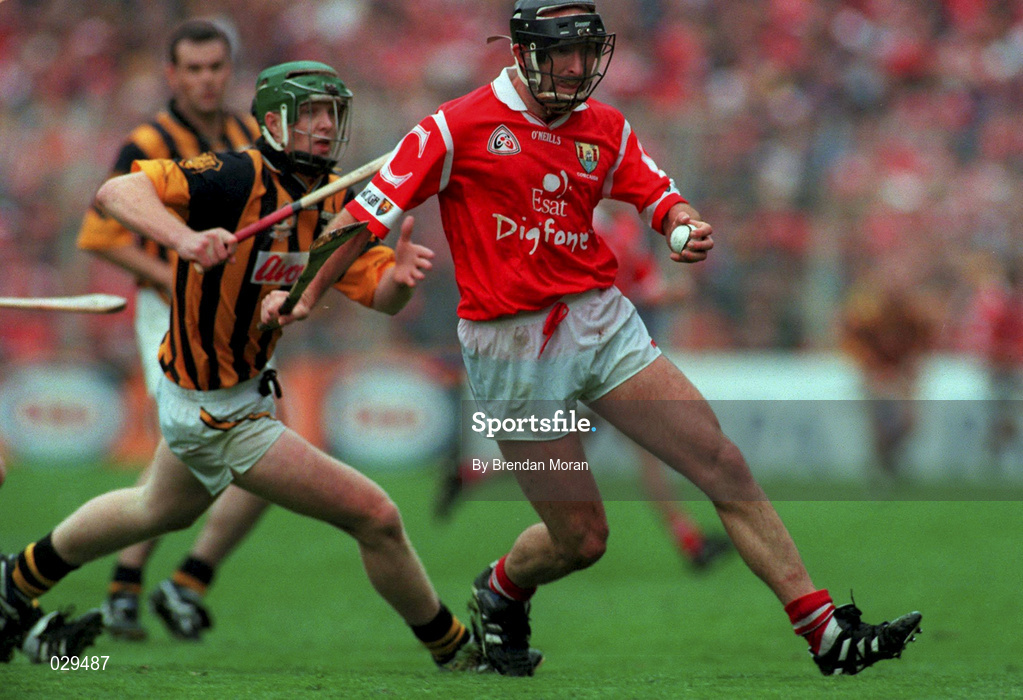 12 September 1999; Brian Corcoran of Cork in action against Henry Shefflin of Kilkenny during the Guinness All-Ireland Senior Hurling Championship Final between Cork and Kilkenny at Croke Park in Dublin. Photo by Brendan Moran/Sportsfile