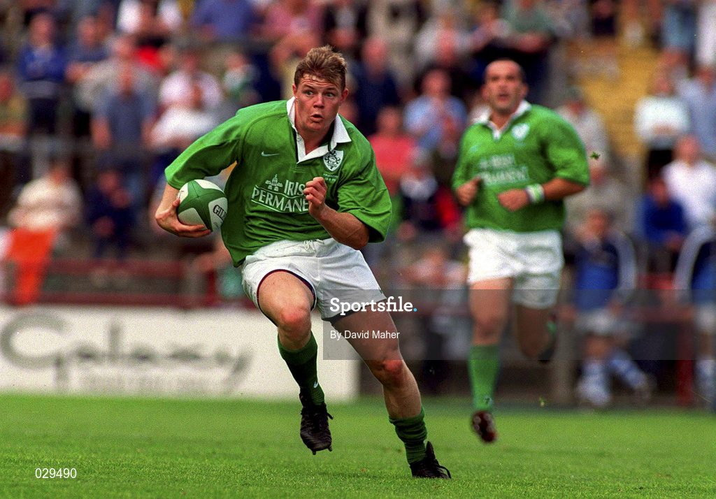 28 August 1999; Brian O'Driscoll of Ireland during the Rugby World Cup Warm-up match between Ireland and Argentina at Lansdowne Road in Dublin. Photo by David Maher/Sportsfile