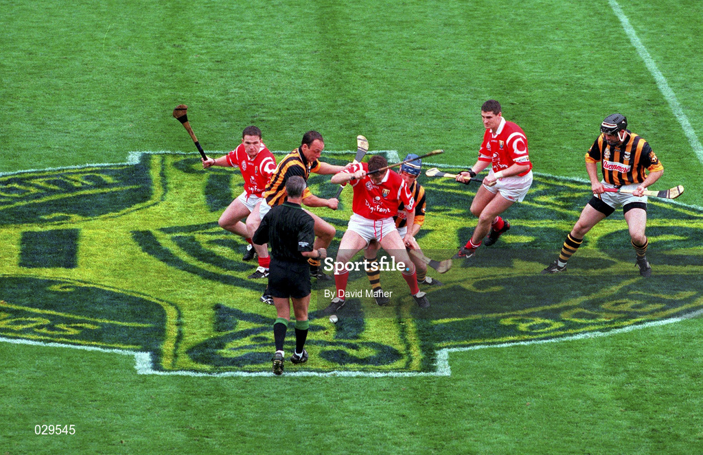 12 September 1999; Referee Pat O'Connor throws in the sliothar to start the Guinness All-Ireland Senior Hurling Championship Final between Cork and Kilkenny at Croke Park in Dublin. Photo by David Maher/Sportsfile