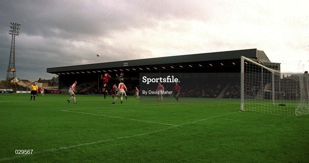 31 October 1999; The new stand at Dalymount Park during the Eircom League Premier Division match between Bohemians and Sligo Rovers at Dalymount Park in Dublin. Photo by David Maher/Sportsfile