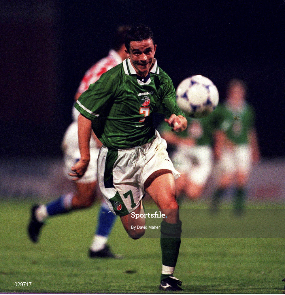 4 September 1999; Gary Kelly of Republic of Ireland during the UEFA European Championships Qualifying Group 8 match between Croatia and Republic of Ireland at Maksimir Stadium in Zagreb, Croatia. Photo by David Maher/Sportsfile