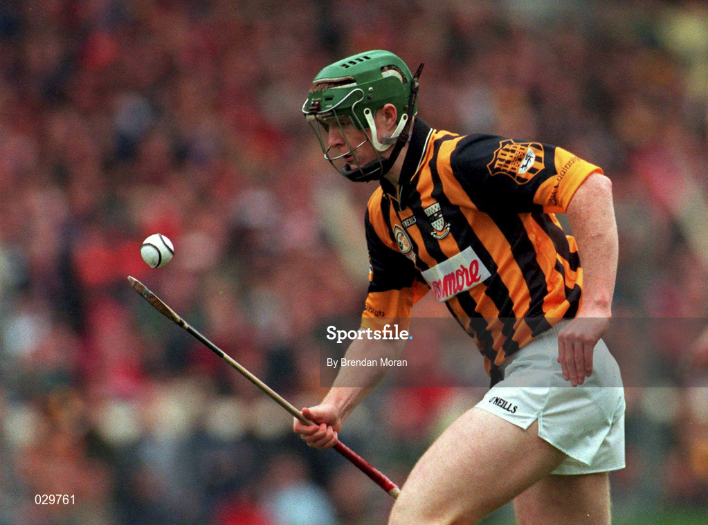 12 September 1999; Henry Shefflin of Kilkenny during the Guinness All-Ireland Senior Hurling Championship Final between Cork and Kilkenny at Croke Park in Dublin. Photo by Brendan Moran/Sportsfile