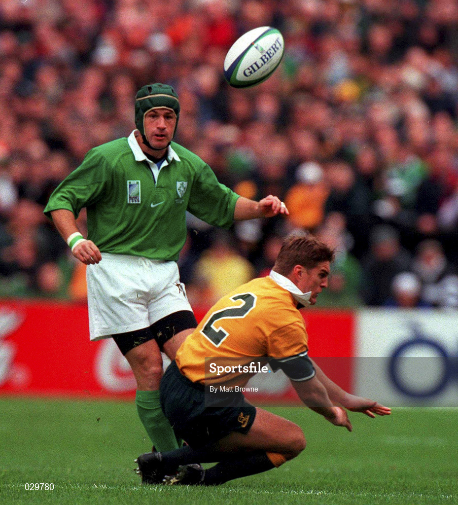 10 October 1999; David Humphreys of Ireland in action against Tim Horan of Australia during the Rugby World Cup Pool E match between Ireland and Australia at Lansdowne Road in Dublin. Photo by Matt Browne/Sportsfile