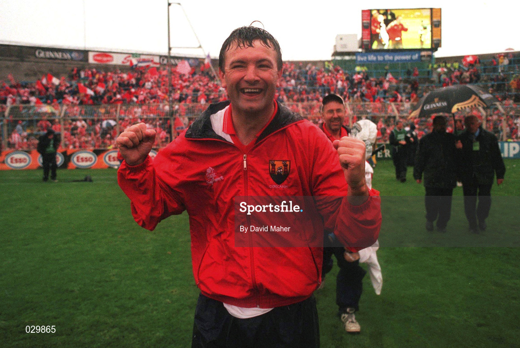 12 September 1999; Cork manager Jimmy Barry Murphy celebrates victory following the Guinness All-Ireland Senior Hurling Championship Final between Cork and Kilkenny at Croke Park in Dublin. Photo by David Maher/Sportsfile