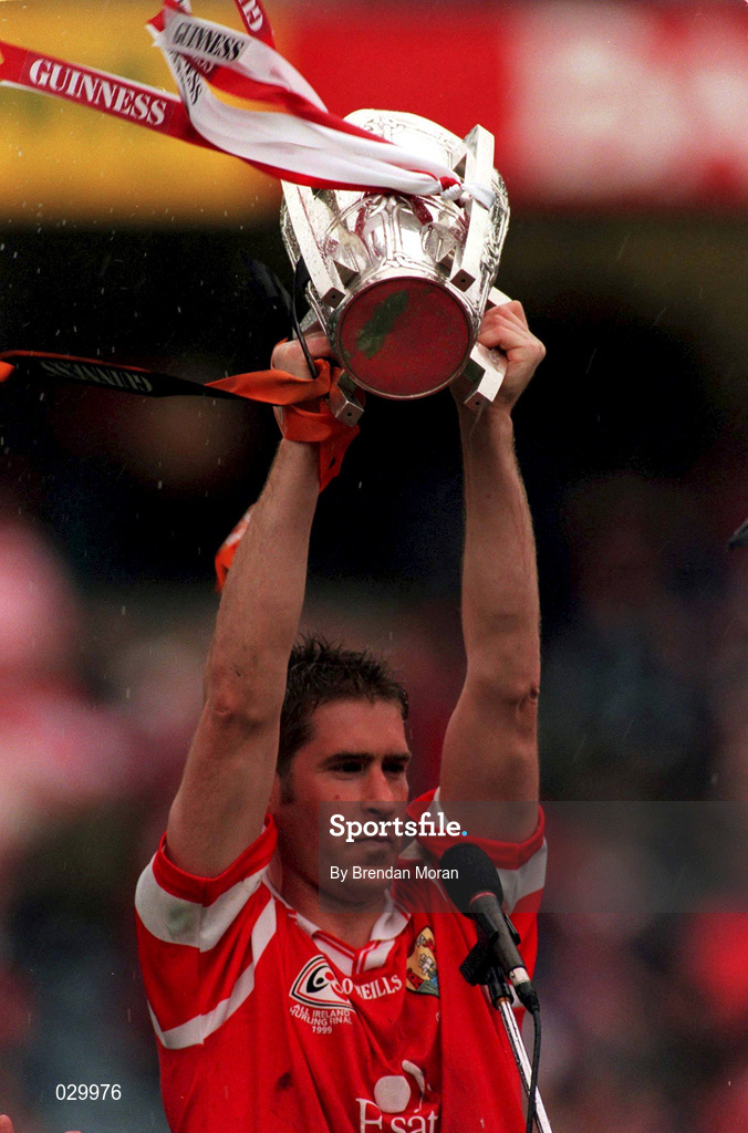 12 September 1999; Cork captain Mark Landers lifts the Liam MacCarthy Cup following the Guinness All-Ireland Senior Hurling Championship Final between Cork and Kilkenny at Croke Park in Dublin. Photo by Brendan Moran/Sportsfile