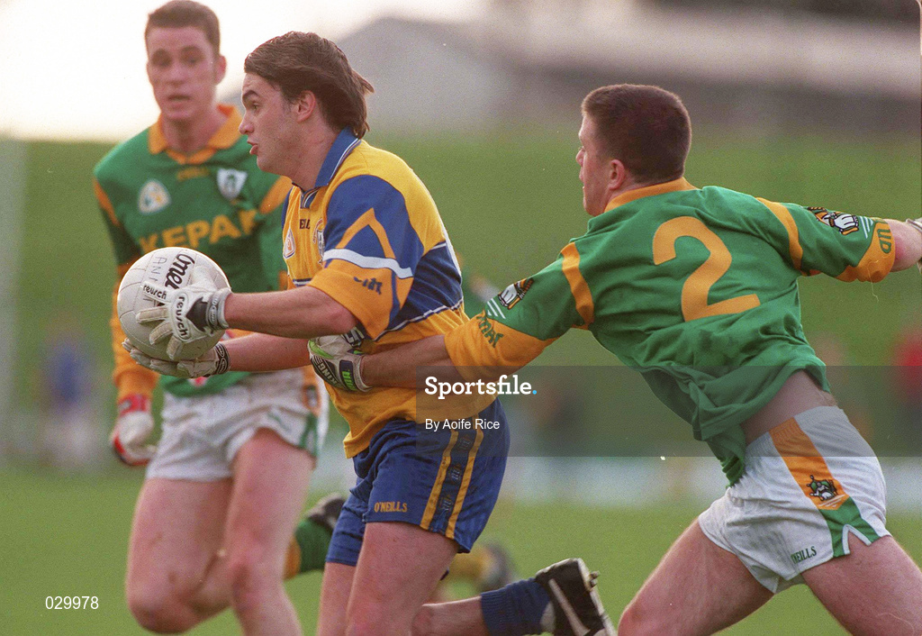 31 October 1999; Mark O'Connell of Clare is tackled by Mark O'Reilly of Meath during the Church & General National Football League Division 1B match between Meath and Clare at Páirc Tailteann in Navan, Meath. Photo by Aoife Rice/Sportsfile