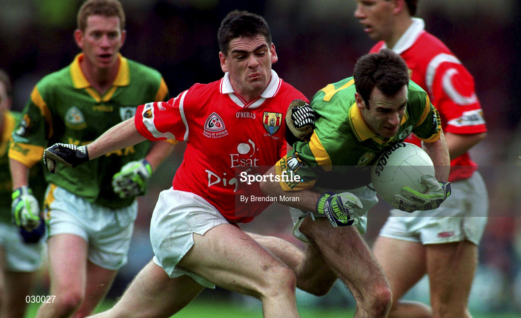 26 September 1999; Hank Traynor of Meath in action against Micheal Cronin of Cork during the Bank of Ireland All-Ireland Senior Football Championship Final match between Meath and Cork at Croke Park in Dublin. Photo by Brendan Moran/Sportsfile