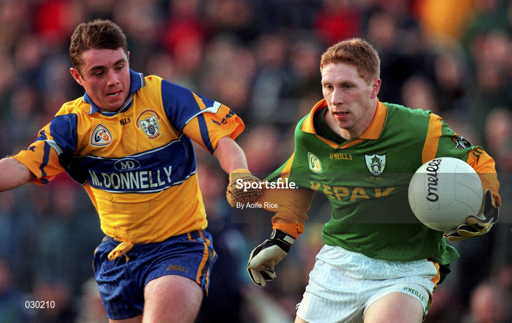 31 October 1999; Ray Magee of Meath in action against Denis O'Driscoll of Clare during the Church & General National Football League Division 1B match between Meath and Clare at Páirc Tailteann in Navan, Meath. Photo by Aoife Rice/Sportsfile