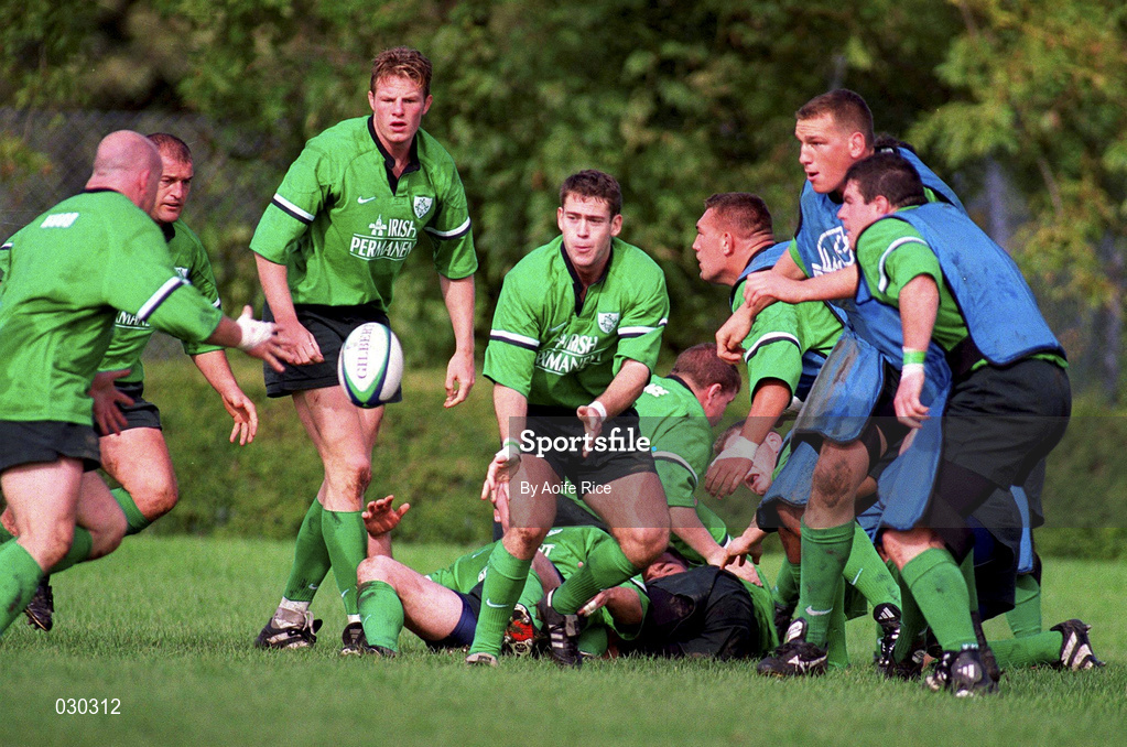 29 September 1999; Tom Tierney passes the ball to team-mate Keith Wood during an Ireland Rugby training session at King's Hospital in Palmerstown, Dublin. Photo by Aoife Rice/Sportsfile