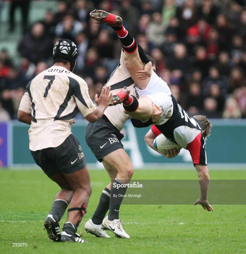 21 January 2007; Paul Steinmet, Ulster, is tackled by Valentin Courrent, Toulouse. Heineken Cup, Pool 5, Round 6, Toulouse v Ulster, Stade Ernest Wallon, Toulouse, France. Picture credit: Oliver McVeigh / SPORTSFILE