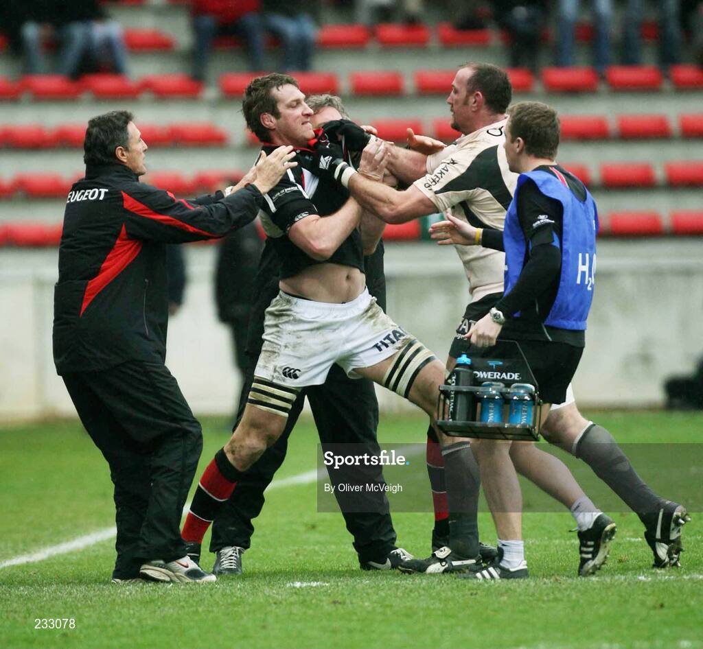 21 January 2007; Trevor Brennan, Toulouse, right, involved in an altercation with Justin Harrison, Ulster, after both were yellow carded. Heineken Cup, Pool 5, Round 6, Toulouse v Ulster, Stade Ernest Wallon, Toulouse, France. Picture credit: Oliver McVeigh / SPORTSFILE