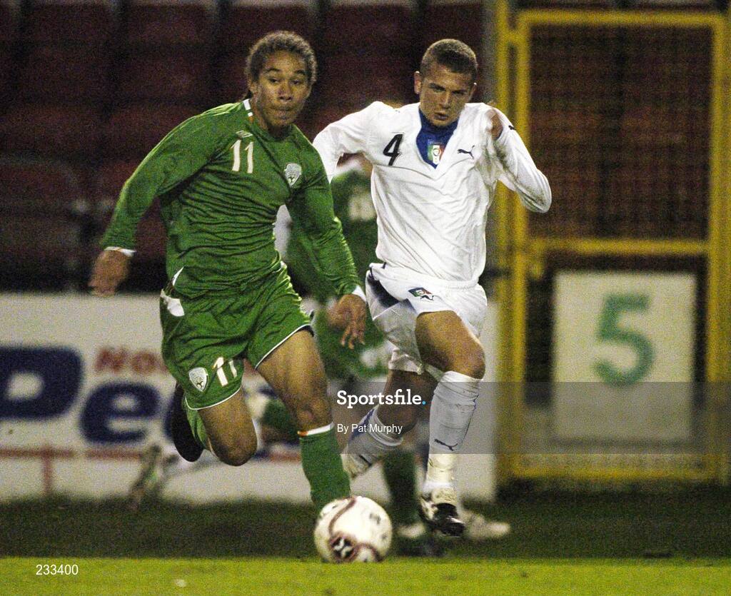 25 January 2007; Sean Scannell, Republic of Ireland, in action against Nicolo Buono, Italy. UEFA U17 Championships Qualifier, Republic of Ireland v Italy, Tolka Park, Dublin. Picture credit: Pat Murphy / SPORTSFILE