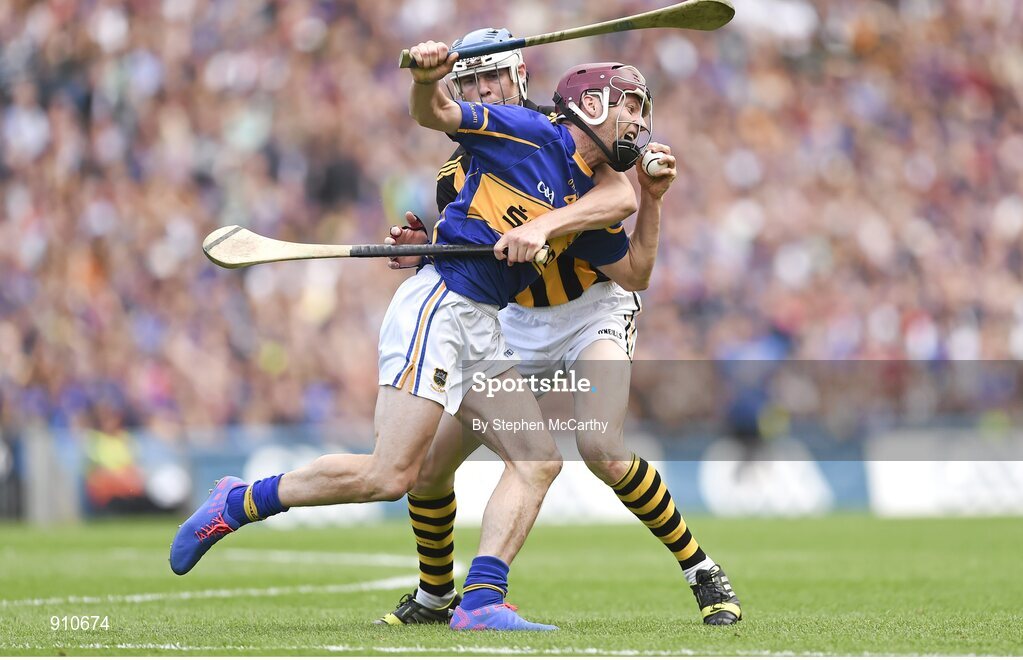 7 September 2014; Paddy Stapleton, Tipperary, in action against TJ Reid, Kilkenny. GAA Hurling All Ireland Senior Championship Final, Kilkenny v Tipperary. Croke Park, Dublin. Picture credit: Stephen McCarthy / SPORTSFILE