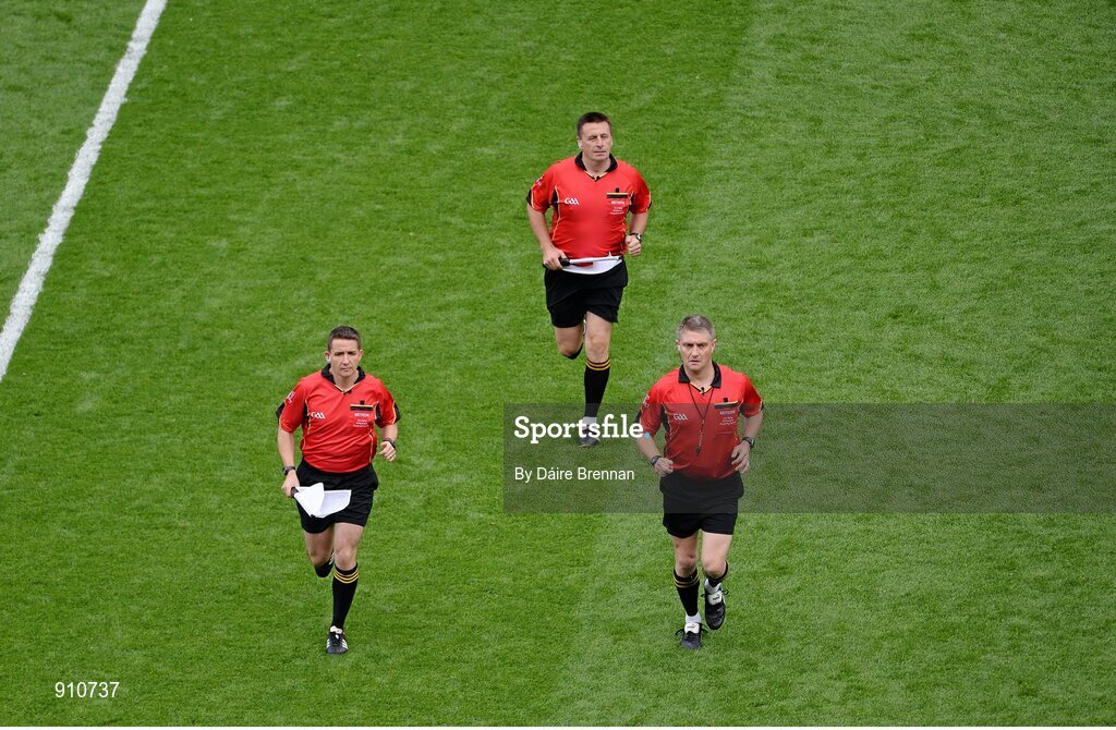 7 September 2014; Match officials, left to right, Colm Lyons, Brian Gavin, and Barry Kelly, warm-up before the game. GAA Hurling All Ireland Senior Championship Final, Kilkenny v Tipperary. Croke Park, Dublin. Picture credit: Dáire Brennan / SPORTSFILE