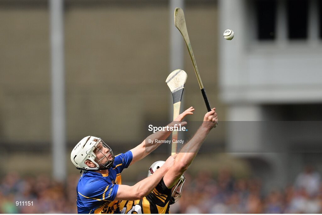 7 September 2014; Michael Fennelly, Kilkenny, in action against Brendan Maher, Tipperary. GAA Hurling All Ireland Senior Championship Final, Kilkenny v Tipperary. Croke Park, Dublin. Picture credit: Ramsey Cardy / SPORTSFILE