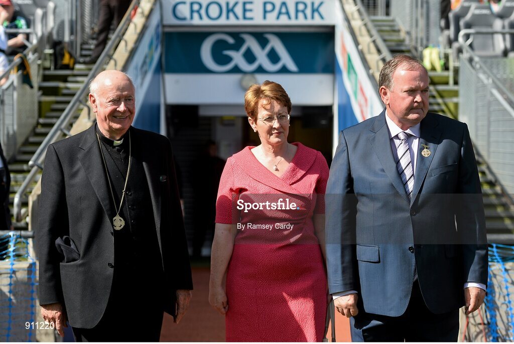 7 September 2014; Uachtarán Chumann Lútchleas Liam O'Neill arrives with his wife Aine and GAA patron Archbishop Dermot Clifford. GAA Hurling All Ireland Senior Championship Final, Kilkenny v Tipperary. Croke Park, Dublin. Picture credit: Ramsey Cardy / SPORTSFILE