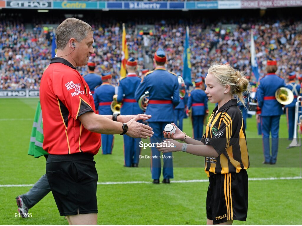 7 September 2014; Aoife Mulhall, from Kilkenny, presents the match ball to referee Barry Kelly ahead of the game. GAA Hurling All Ireland Senior Championship Final, Kilkenny v Tipperary. Croke Park, Dublin. Picture credit: Brendan Moran / SPORTSFILE