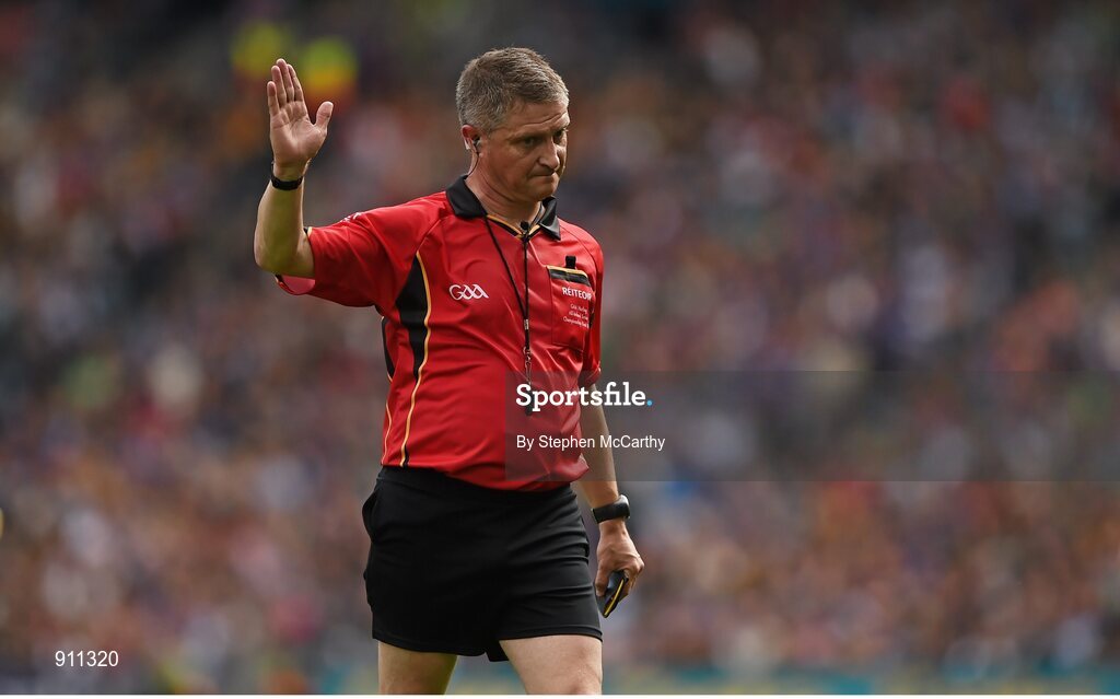 7 September 2014; Referee Barry Kelly. GAA Hurling All Ireland Senior Championship Final, Kilkenny v Tipperary. Croke Park, Dublin. Picture credit: Stephen McCarthy / SPORTSFILE