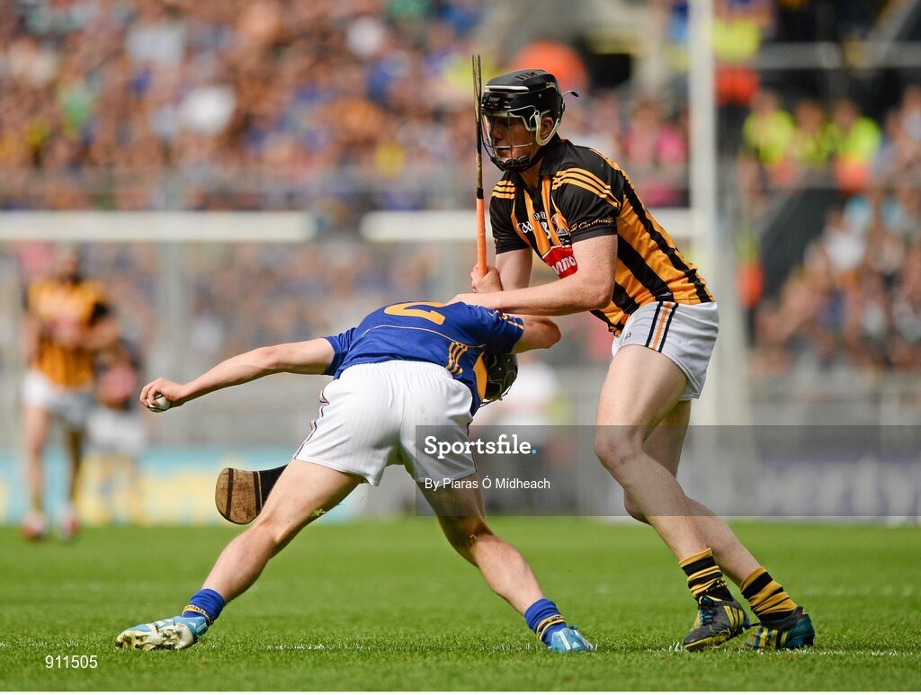 7 September 2014; Cathal Barrett, Tipperary, in action against Walter Walsh, Kilkenny. GAA Hurling All Ireland Senior Championship Final, Kilkenny v Tipperary. Croke Park, Dublin. Picture credit: Piaras Ó Mídheach / SPORTSFILE