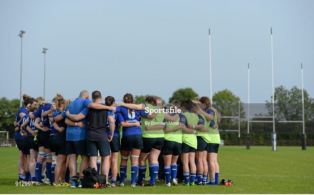 13 September 2014; The Leinster squad gather together in a huddle after the game. Women’s Senior Interprovincial, Leinster v Munster, Ashbourne RFC, Ashbourne, Co. Meath. Picture credit: Brendan Moran / SPORTSFILE