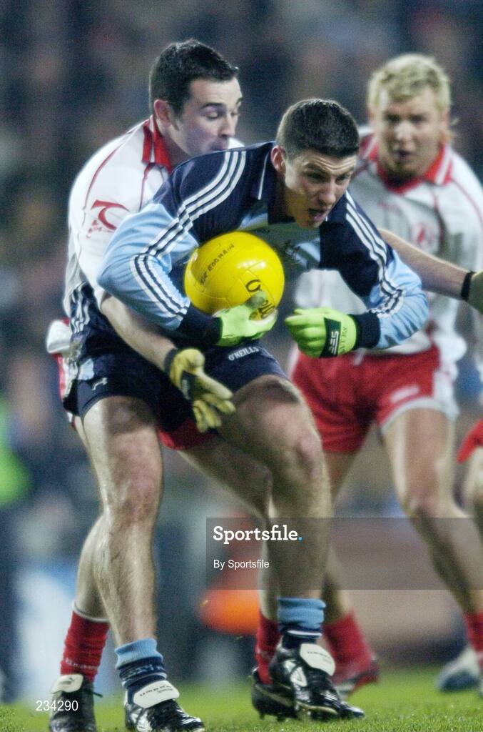 3 February 2007; Paul Casey, Dublin, in action against Ryan Mellon, Tyrone. Allianz NFL Division 1A, Dublin v Tyrone, Croke Park, Dublin. Photo by Sportsfile *** Local Caption ***