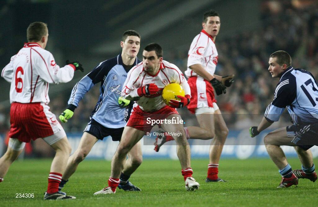 3 February 2007; Ryan McMenamin, Tyrone, in action against Diarmuid Connolly, Dublin. Allianz NFL Division 1A, Dublin v Tyrone, Croke Park, Dublin. Picture credit: Oliver McVeigh / SPORTSFILE